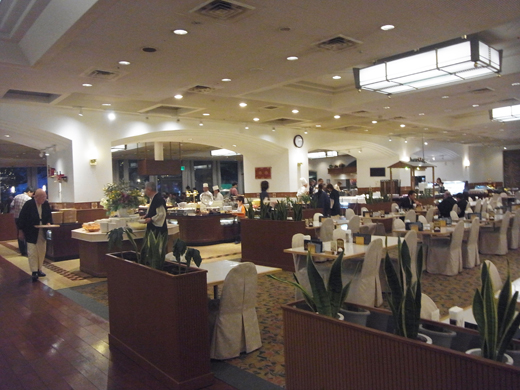 夕食会場